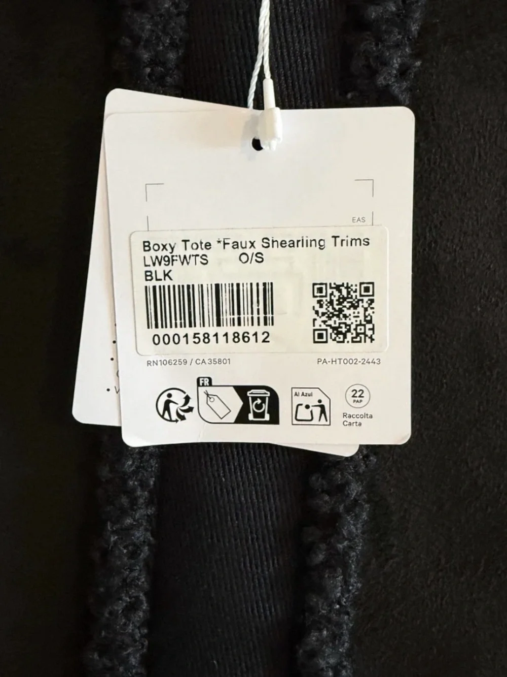 lululemon athletica spacious tote